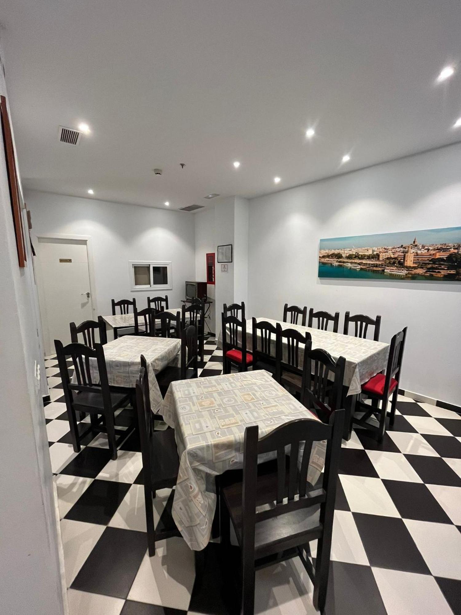 A2c (adults Only) Hostel *