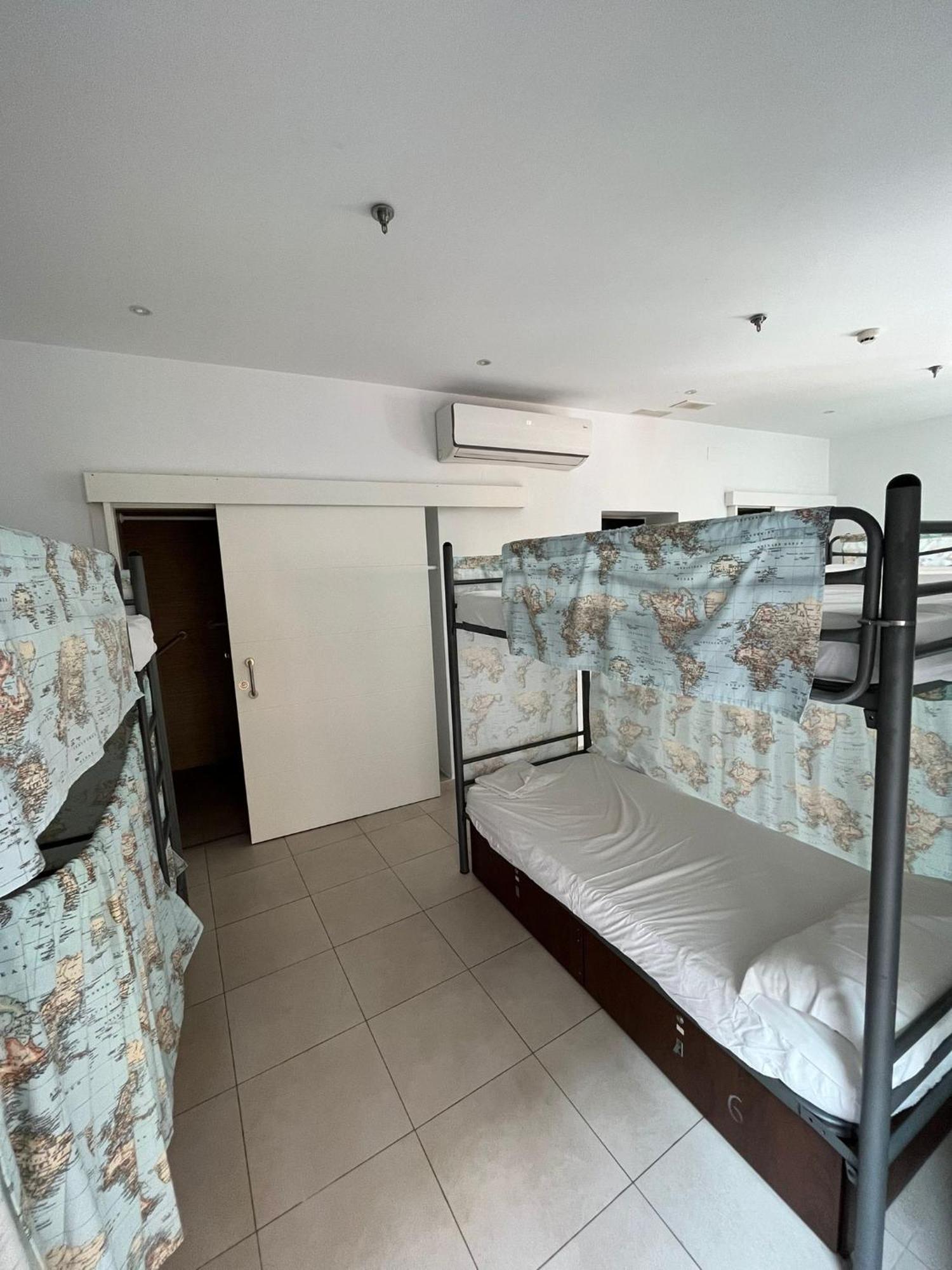 Auberge de jeunesse A2c (adults Only) *
